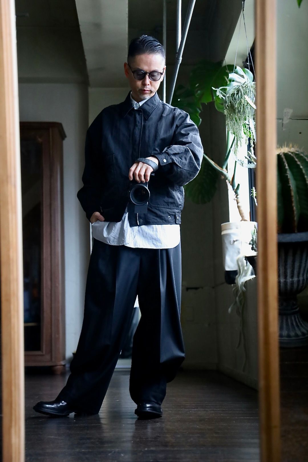 YOKE NYLON BOMBER JACKETスタイル