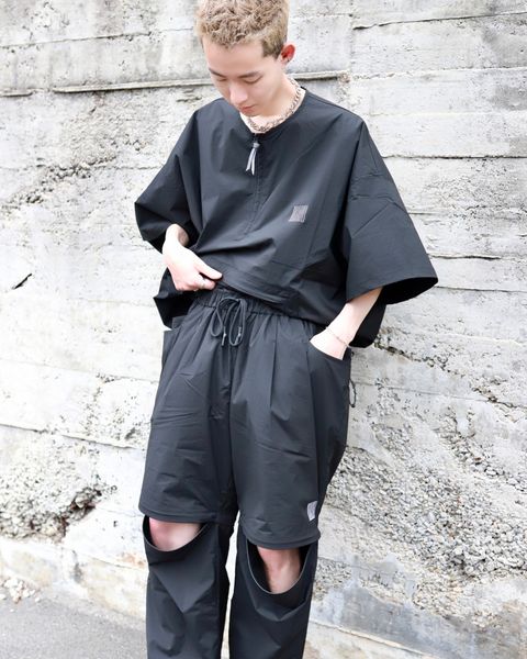 S.F.C 23SS HALF ZIP NYLON SHIRT"BLACK"スタイル