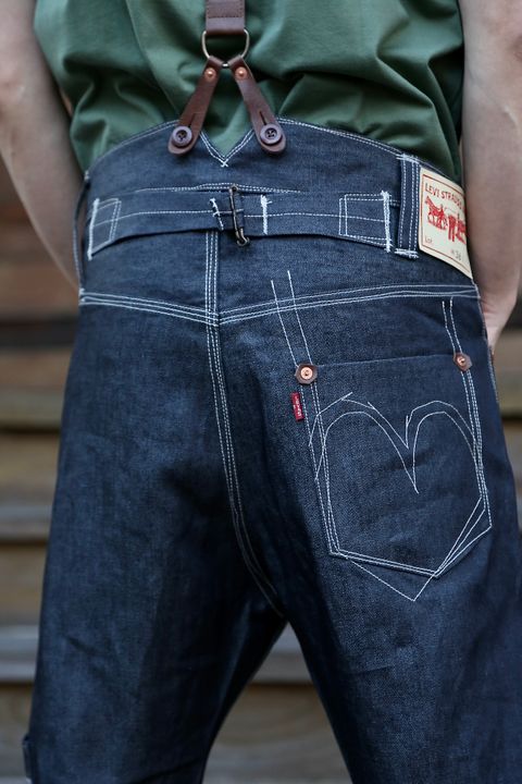JUNYA WATANABE MAN Levi’s® Wネームサスペンダー付きデニムパンツstyle.2021.2.9.