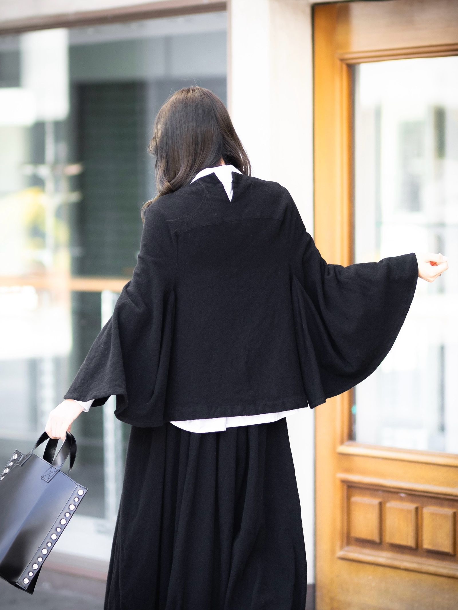 tao 26FW ウールツイル先染 製品縮絨ケープ (TR-B004-051-1)BLACK