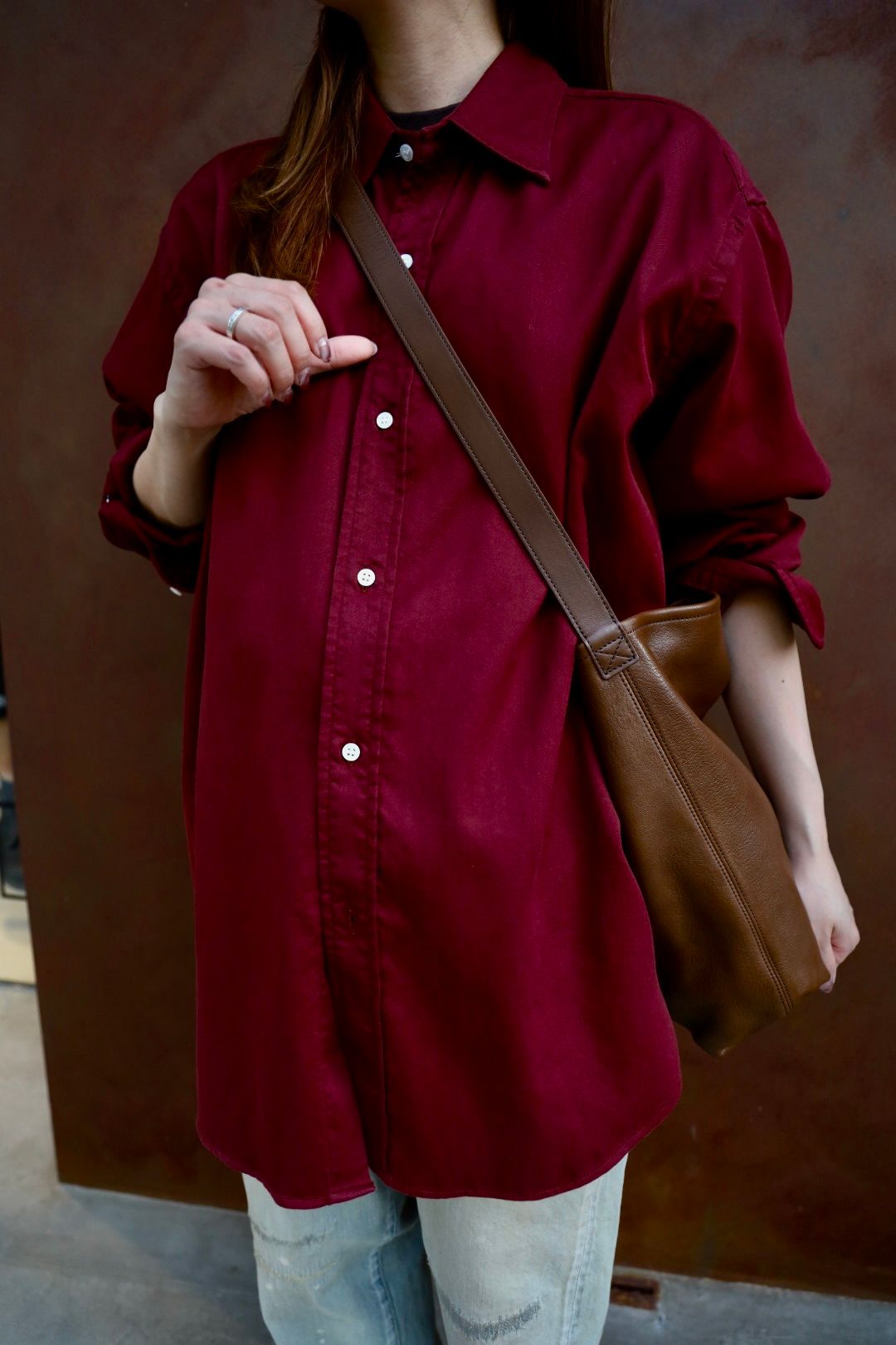 エンダースキーマ バッグ twist shoulder large(zw-b-tsb)cognac