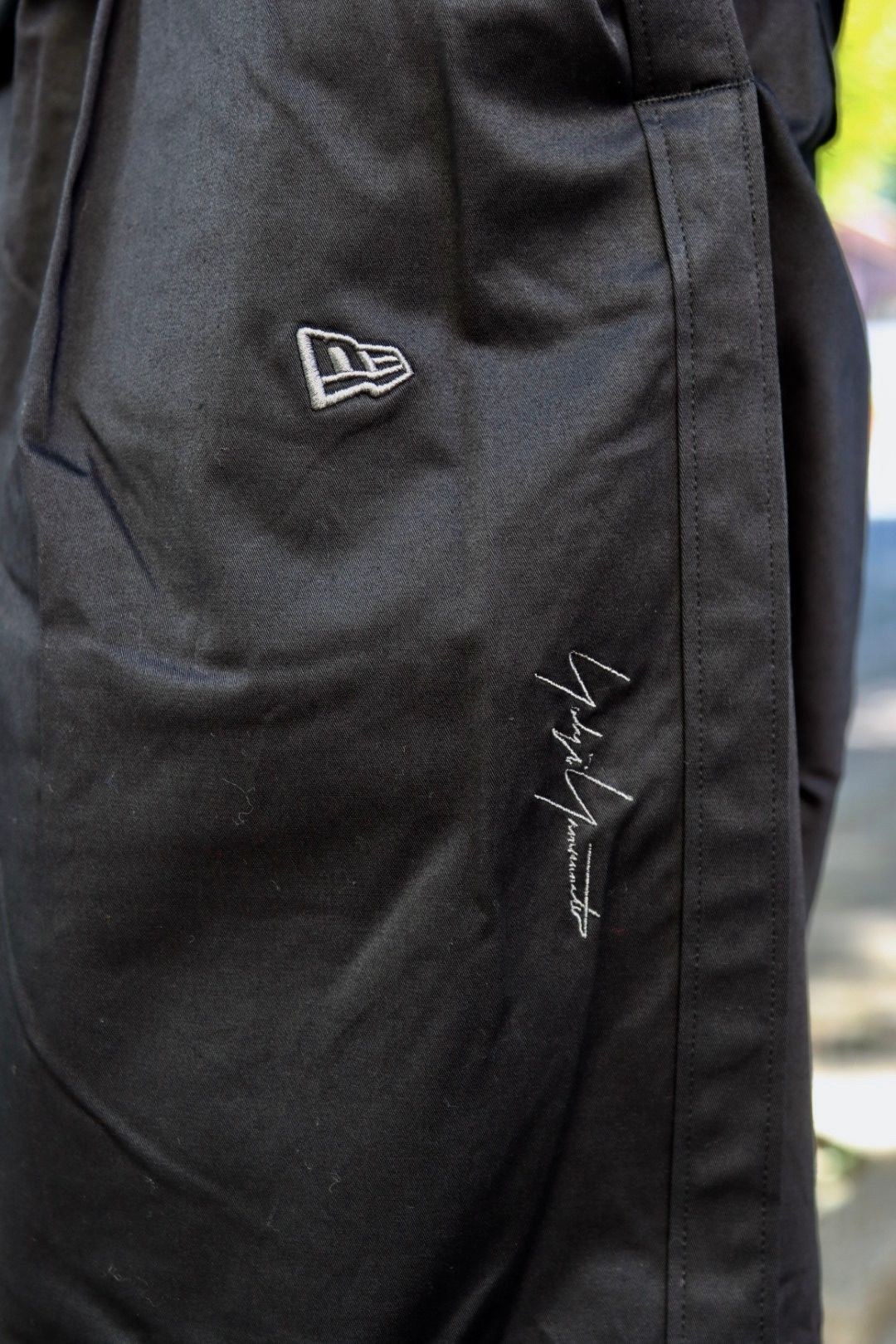 Yohji Yamamoto×NEWERA 裏毛オーバーサイズドプルオーバーフーディースタイル