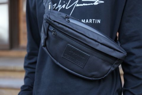 Yohji Yamamoto FW20コットン Tシャツ シグネチャーロゴ パリ ブラック レギュラーフィット "BLACK"Style.2020.11.7.
