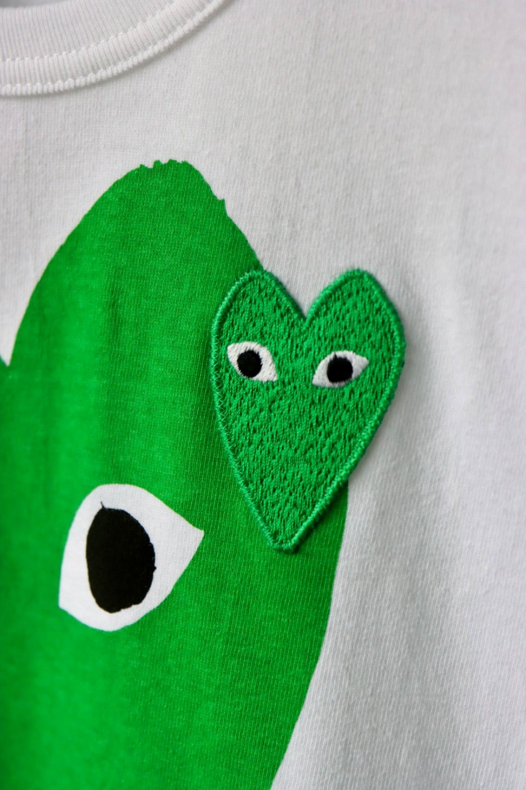 PLAY COMME des GARCONS - プレイコムデギャルソン グリーンハートTシャツ GREEN  HEART(WHITE)☆7月1日(月)発売！ | mark