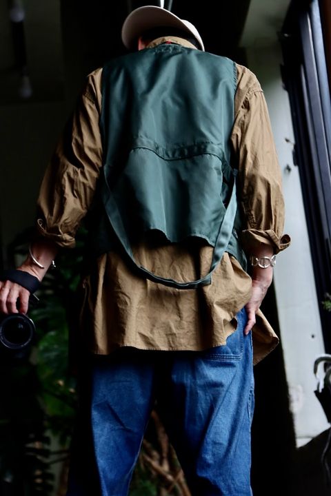 アプレッセ22AW Over Dyeing Military Shirt"BEIGE"スタイル
