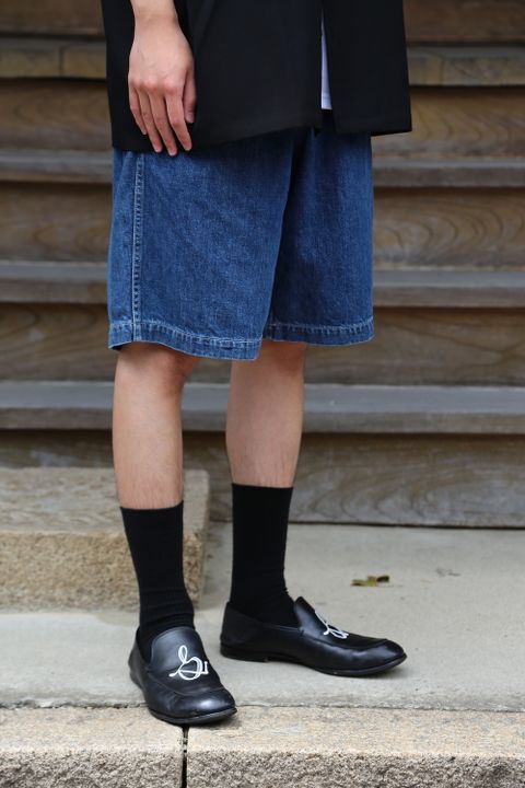 Graphpaper Selvage Wool S/S Oversized Box Shirt(GM212-50260) style. 2021.06.20.