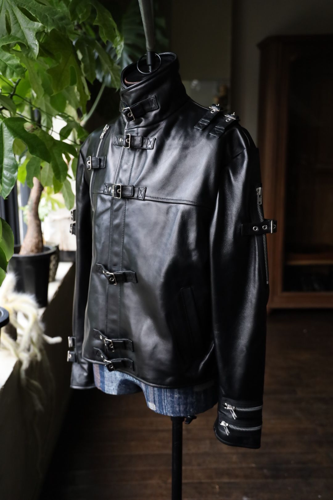 doublet 25AW BUCKLE OVERLOAD LEATHER JACKET(25AW06BL222)BLACK