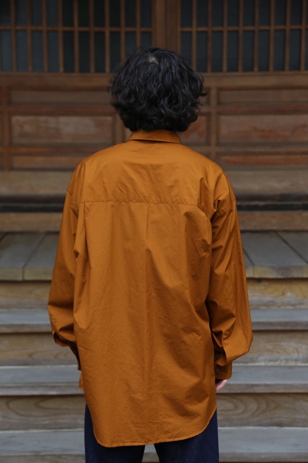 Graphpaper Broad L/S Oversized Regular Collar Shirt(GM212-50110B) style. 2021.06.06.