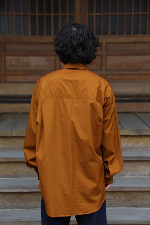 Graphpaper Broad L/S Oversized Regular Collar Shirt(GM212-50110B) style. 2021.06.06.