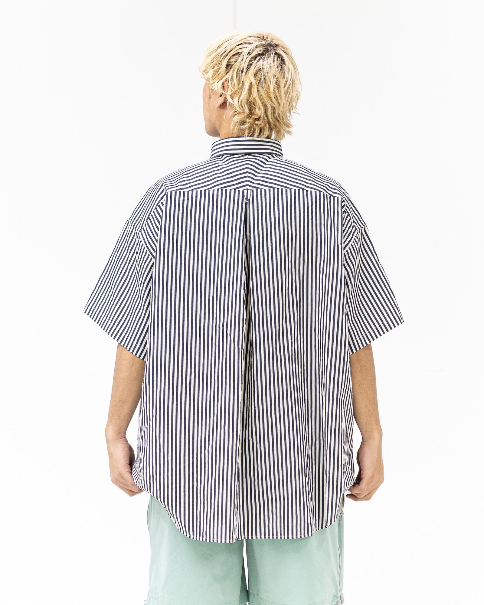 イズネス 26SS シャツTab Color Vent Short-Sleeve Shirt(26SS_28_1008SSSH02)NAVY STRIPE☆新作発売！