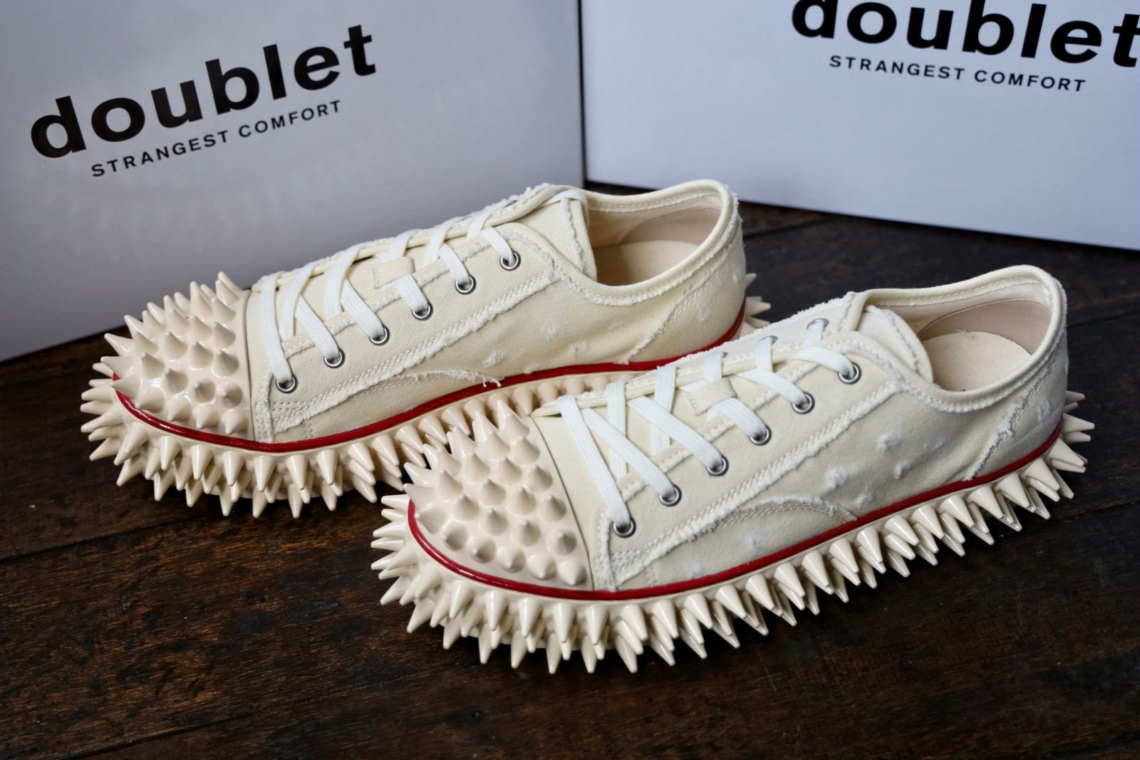 doublet 25AW スニーカーSPIKY CANVAS SNEAKER (25AW75FT62)WHITE