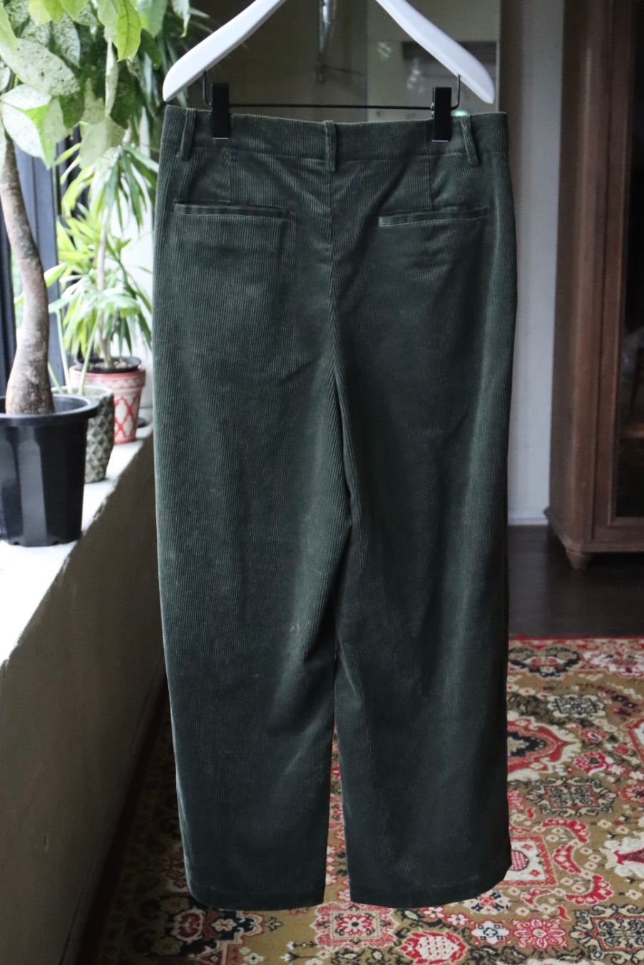 グラフペーパー 25AW Suvin Corduroy Wide Straight Trousers(GU253-40366)GREEN☆10月4日(土)新作発売！
