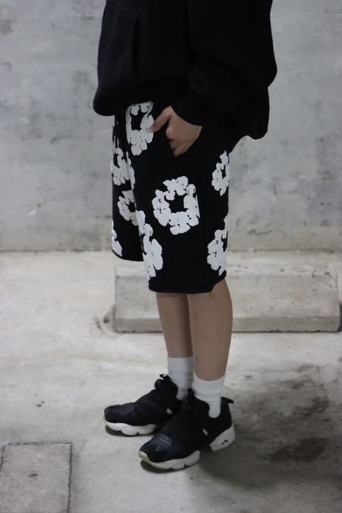 DENIM TEARS 新作READYMADE×DENIM TEARS COTTON WREATH SWEAT SHORTS style.2022.9.29
