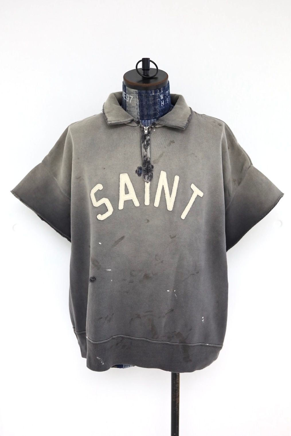 セントマイケル 26SS SAINT HALF ZIP SWEAT(SM-MK8-0000-052)CHARCOAL☆4月11日(土)発売！