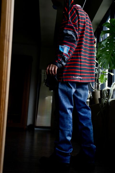 TALKING ABOUT THE ABSTRACTION 25SS "ROF"ART REPLICA MOCK NECKスタイル
