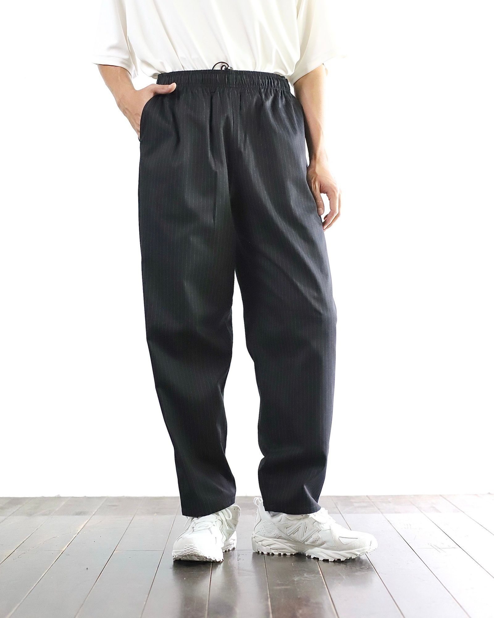 FreshService - フレッシュサービス CORPORATE EASY PANTS(BLACK STRIPE) | mark