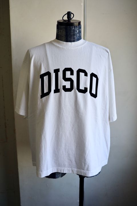 イズネスミュージック 25SS DISCO FLOCKY PRINT T-SHIRT(IMP5_12_FLDISCOT01)WHITE