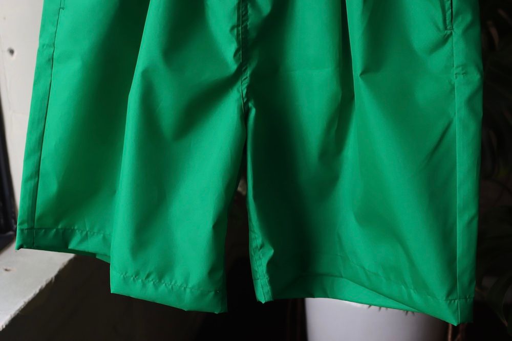 イズネス22SS AMPHIBIOUS SHORTS(31SSSH02)FLASH GREEN