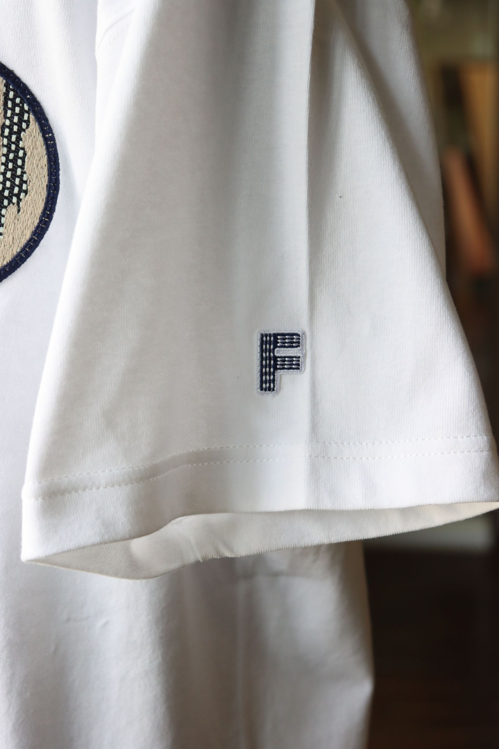 ファンダメンタル ポケットTシャツ CIRCLE BORO PATCH TEE (FA24TE13)WHITE