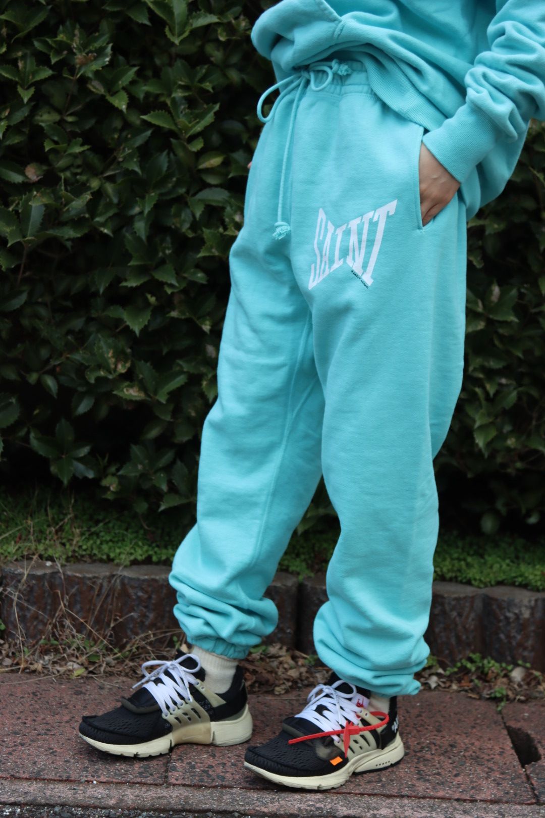 ©SAINT M×××××× 23SS SAINT HOODIE"BLUE"スタイル