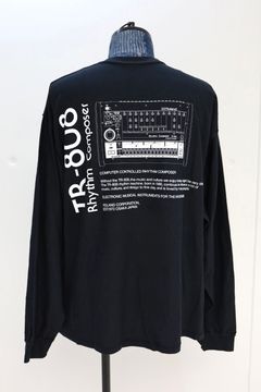 イズネスミュージック 26SS TR-808 LONG SLEEVE T-SHIRTS(ISNESS MUSIC×ROLAND)(IMP7_07_TR-808L/ST01)BLACK☆新作発売！