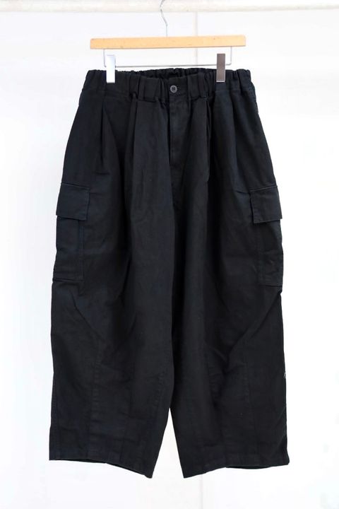 イズネス26AW Herringbone 6-Pocket Pants(26AW_11_1005SSPT05)BLACK☆9月5日(土)発売！