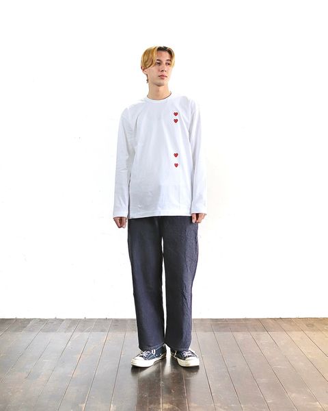 PLAY COMME des GARCONS 24SS PLAY VERTICAL4HEART L/S T-SHIRT style 2024.3.2
