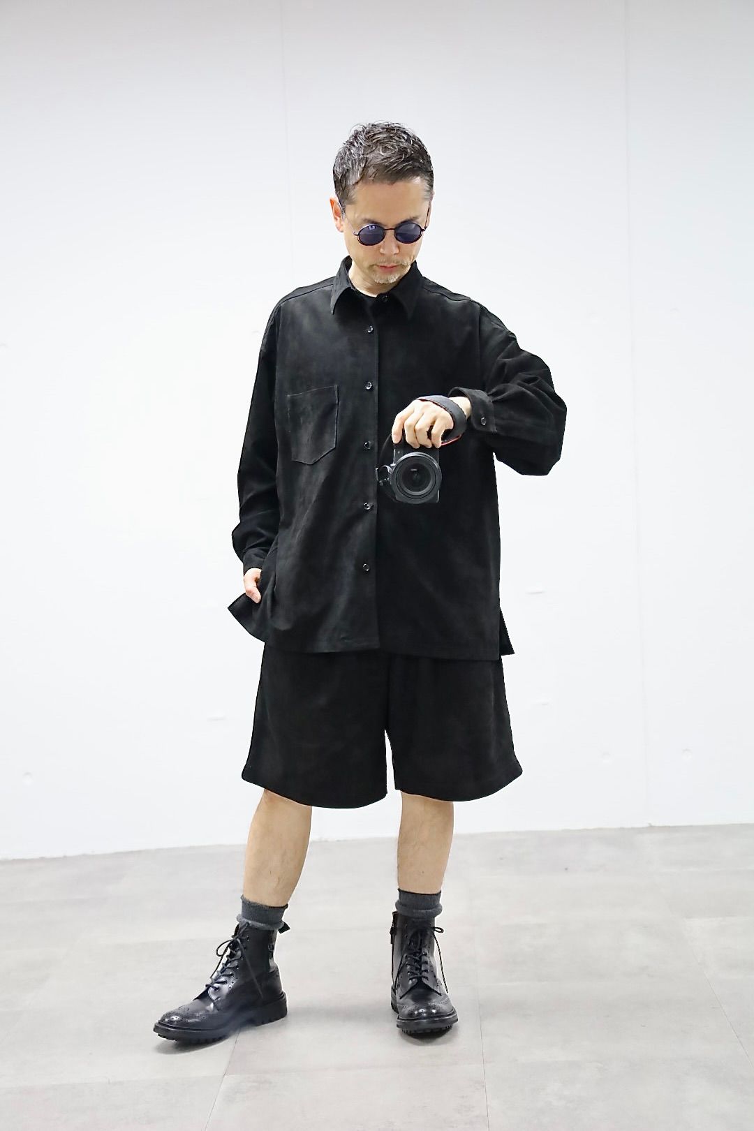 グラフペーパー26SS Cow Nubuck Leather L/S Oversized Regular Collar Shirt(GU261-50406)BLACK☆2月28日(土)発売！