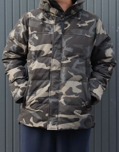 CANADA GOOSE MACMILLAN PARKA BLACK LABEL PRINT style.2022.12.3