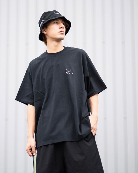 FreshService 新作CORPORATE PRINTED S/S TEE ‘‘GEAR’’(BLACK) style 2024.7.19