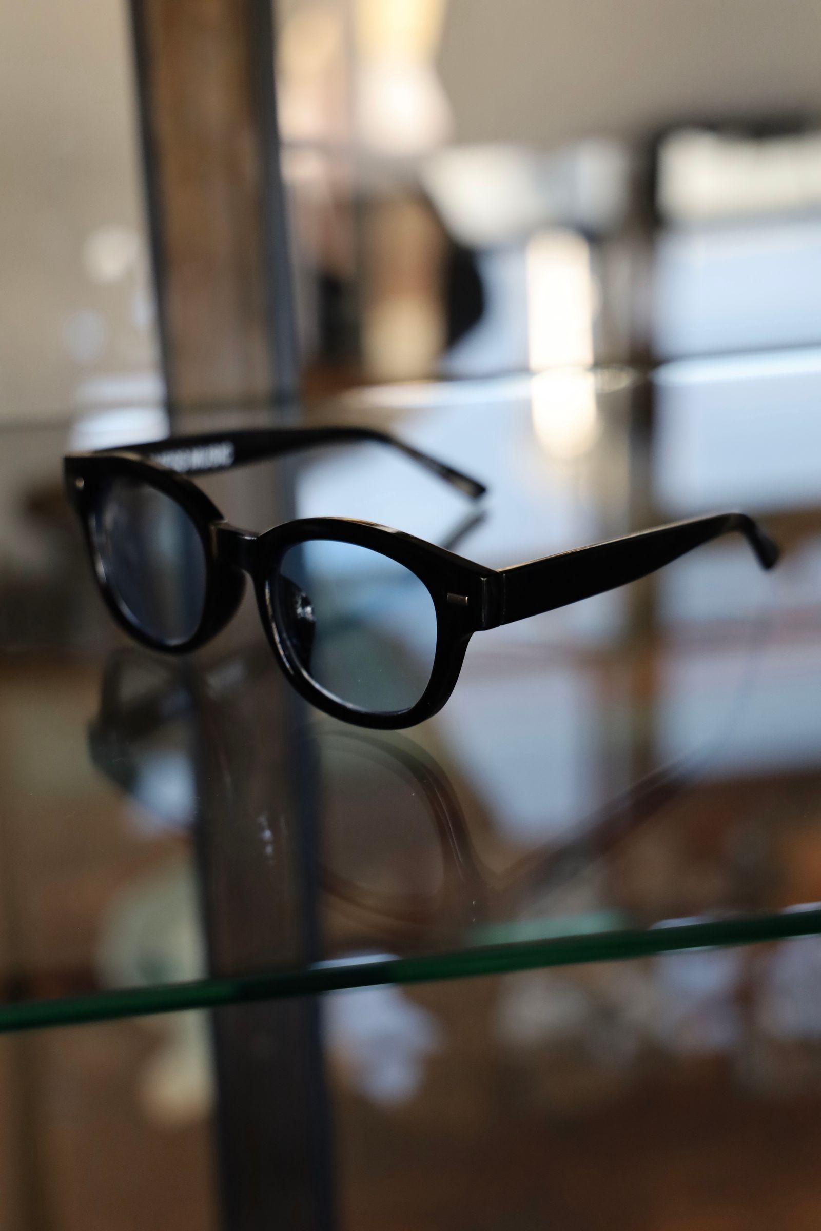 イズネスミュージックサングラス is-ness WALTER SUNGLASSES(WELLINGTON TYPE)BLACK-BLUE