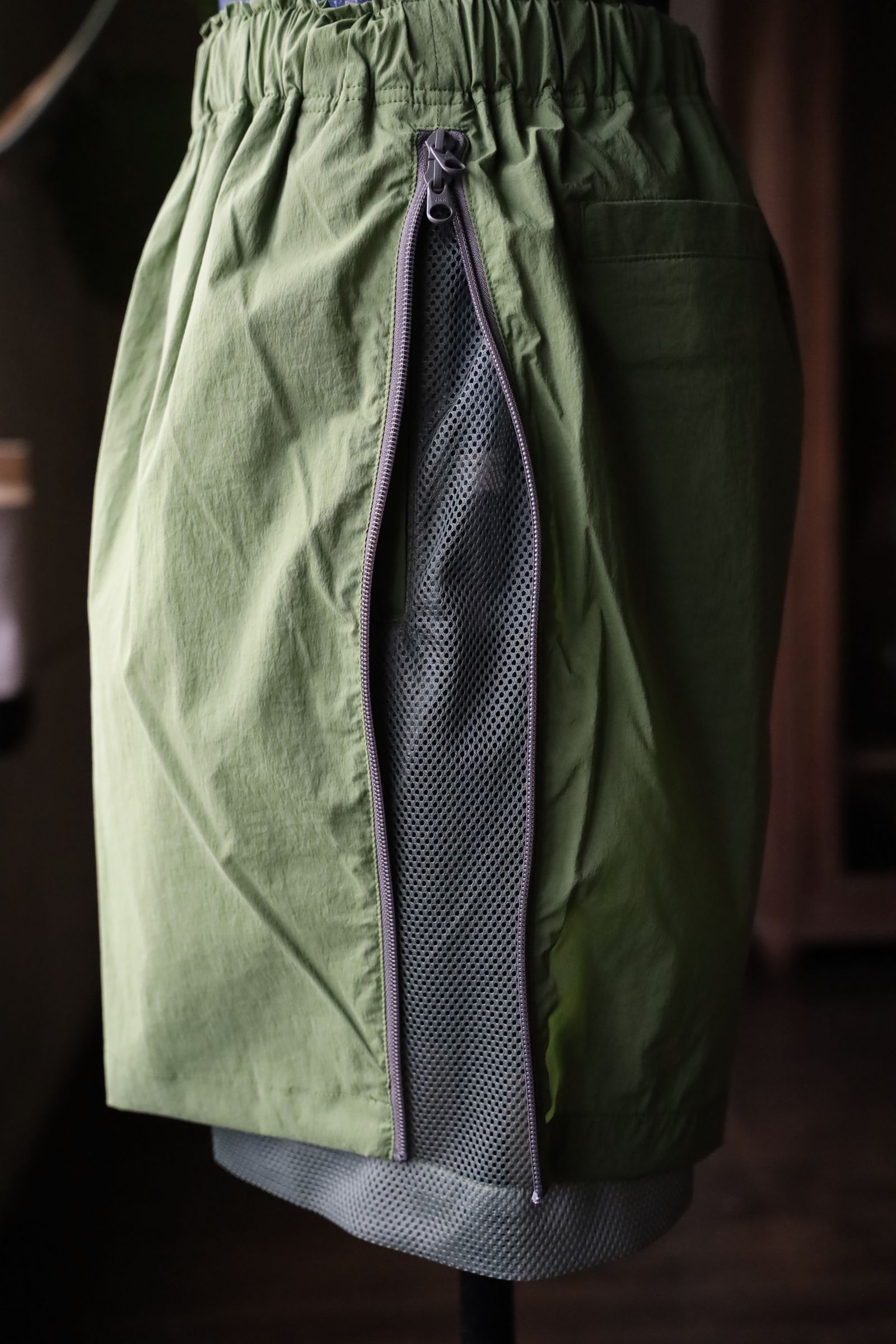 イズネス25SS TECHNICAL VENTILATION SHORTS(1006SSSHORTS01)GREEN