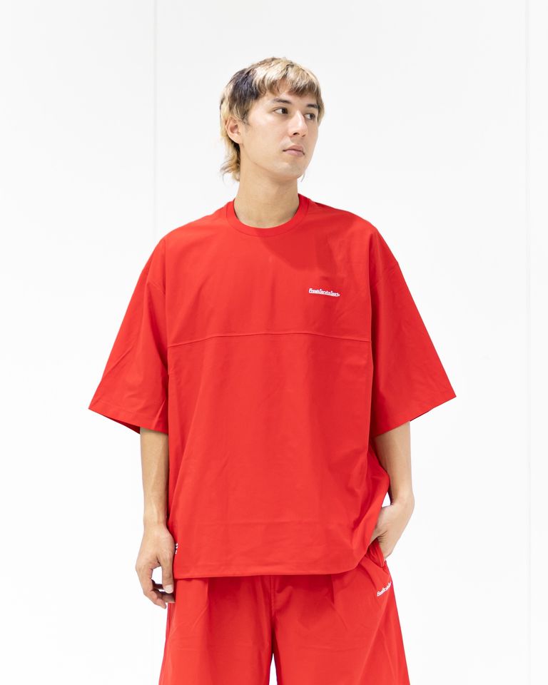 モデル186cm/着用サイズ:L