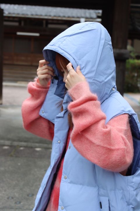 イズネス22AW DOWN VEST is-ness×Yeti (IS-YETIVS01)BLUE GRAYスタイル