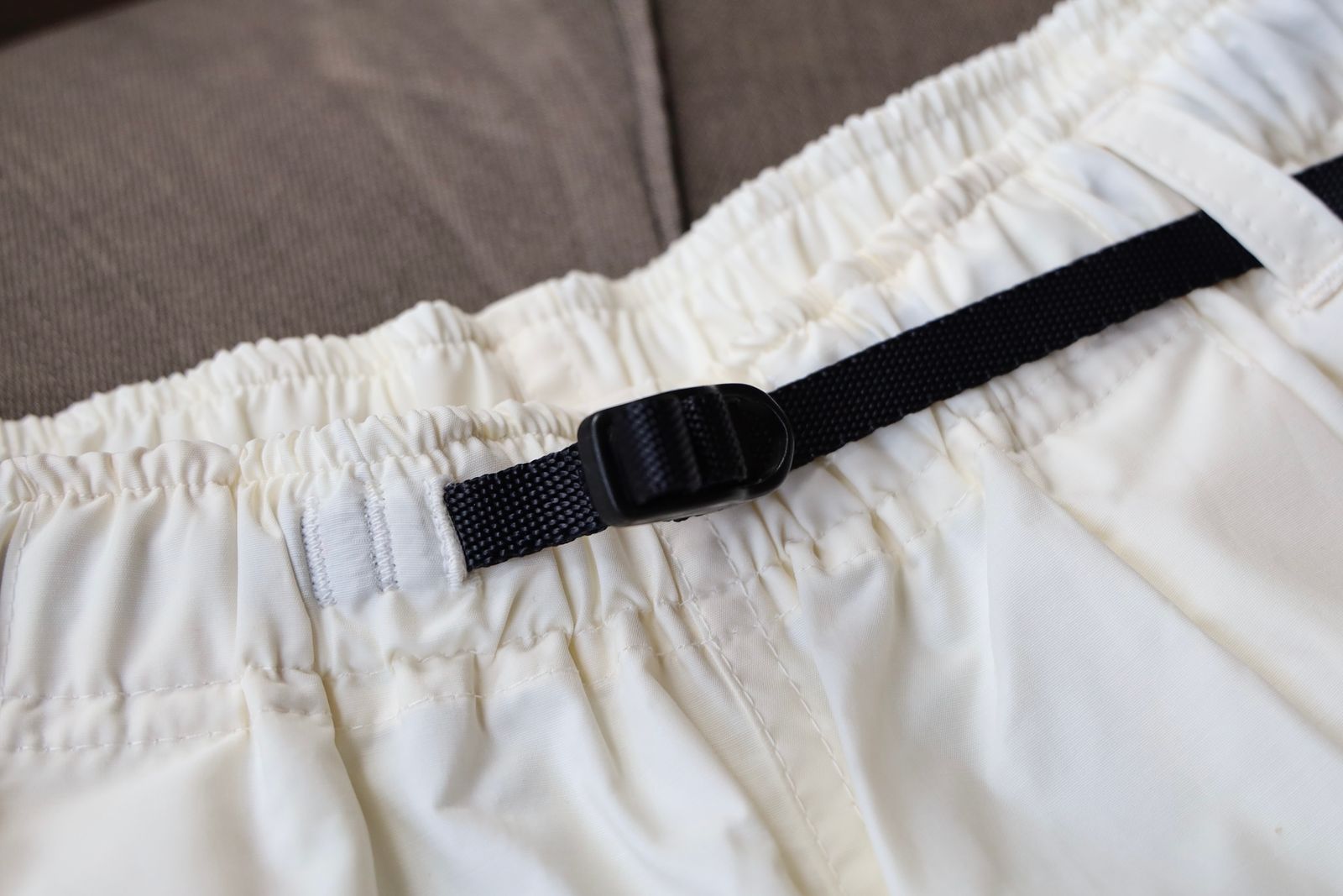 イズネス25SS EZ SHORTS(25SS_27_1007SSPT03)OFF WHITE