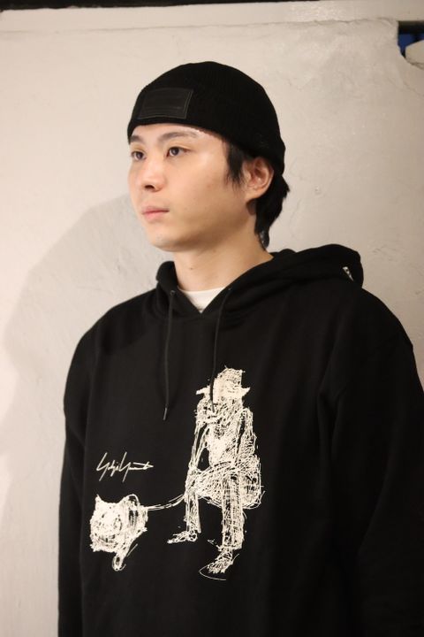 Yohji Yamamoto×New Era 朝倉優佳 山本耀司&愛犬フーディー style.2021.11.14.