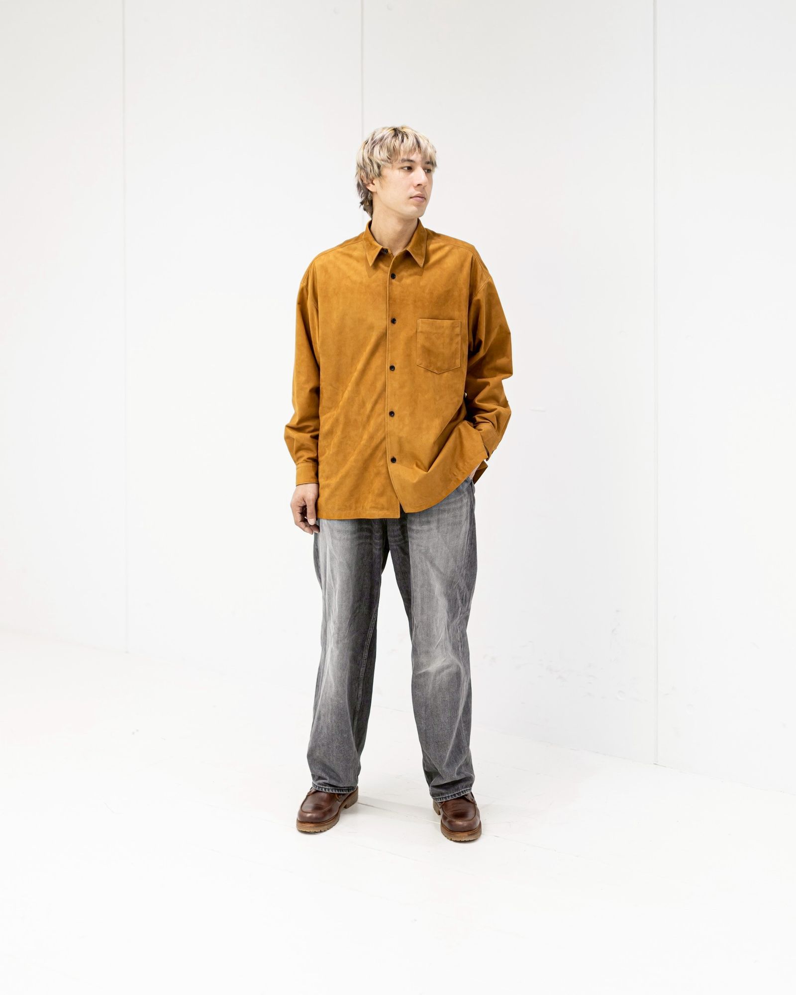 Graphpaper Cow Nubuck Leather L/S Oversized Regular Collar Shirt 2月28日(土)新作発売！