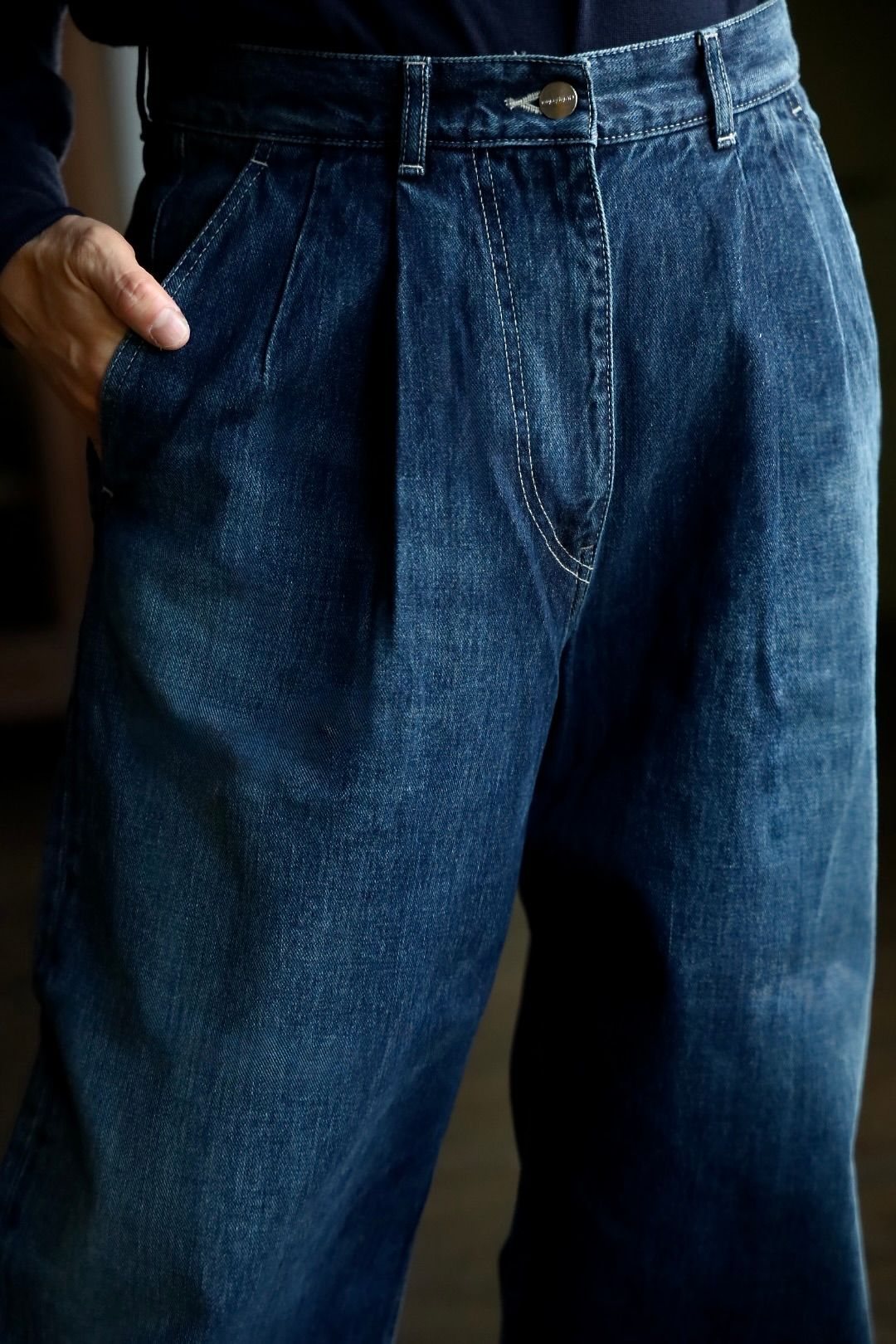 Graphpaper Selvage Denim Two Tuck Tapered Pantsスタイル