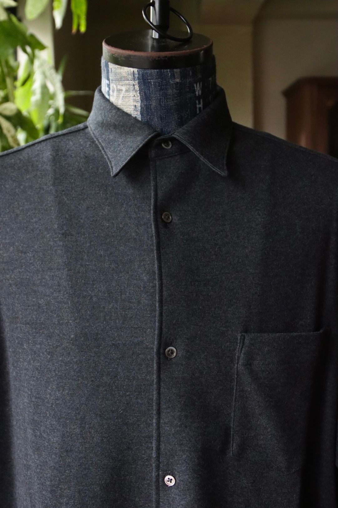 グラフペーパー 25AW Wool Smooth Flannel Oversized Regular Collar Shirt(GU253-50221B)GRAY☆10月4日(土)新作発売！