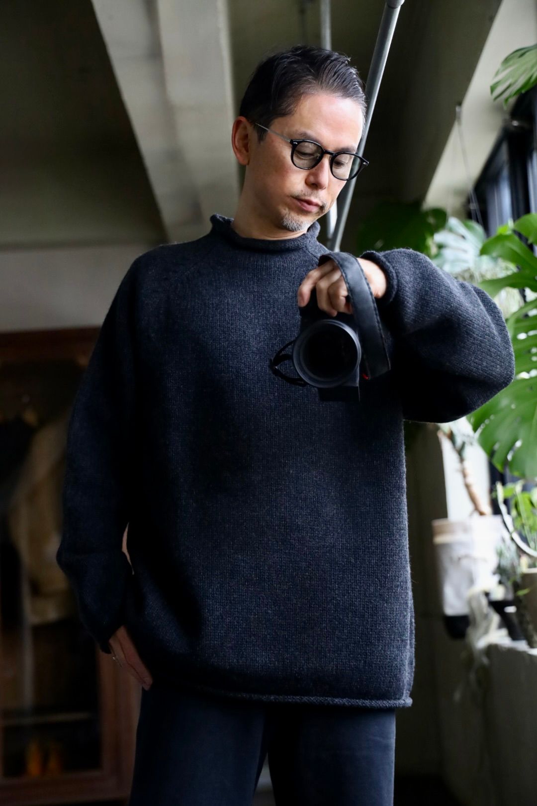 A.PRESSE Roll Neck Sweaterスタイル.2025.1.8.