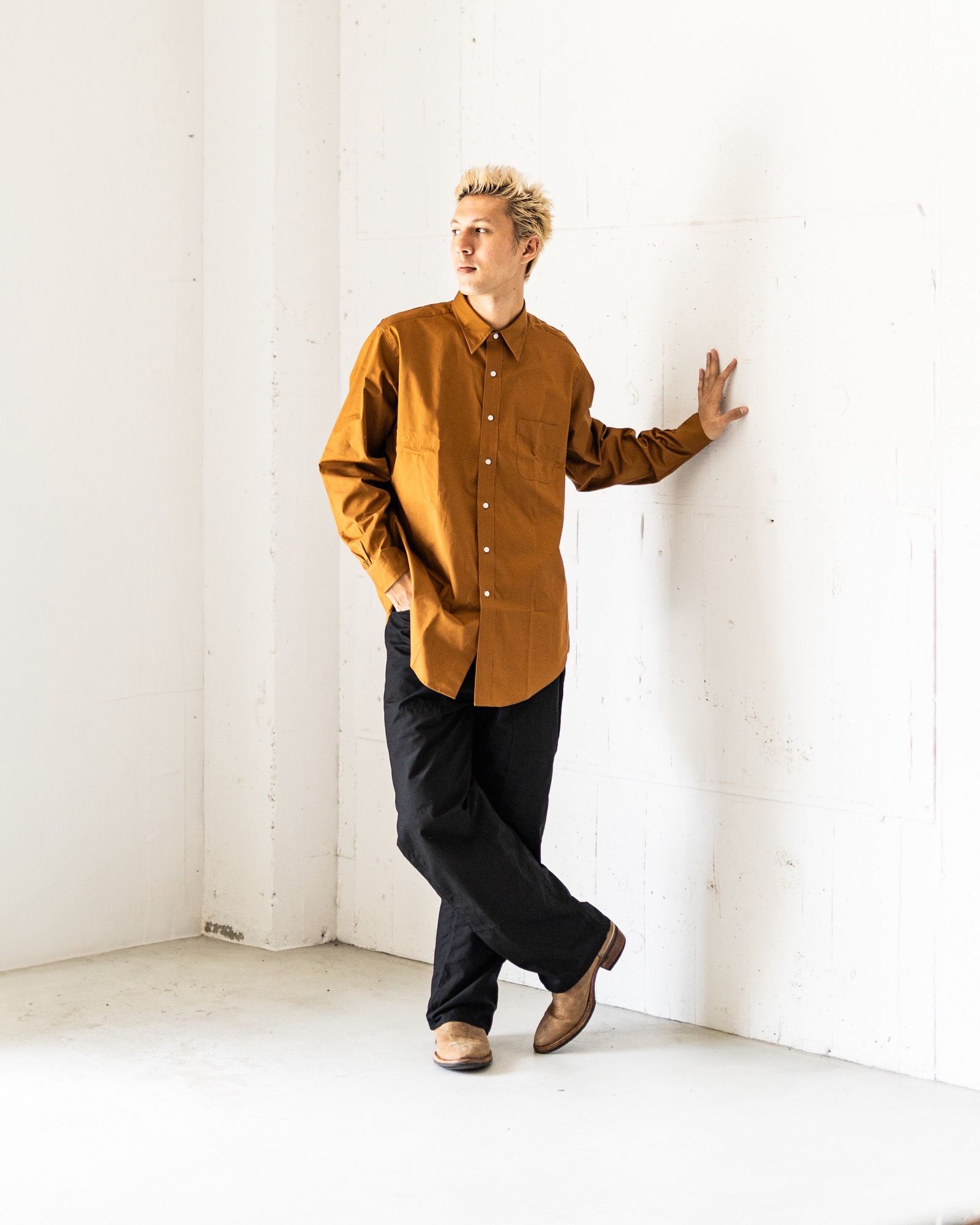 COMME des GARCONS HOMME 24SS ロゴプリントモックネックTシャツ