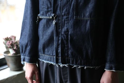 YOKE DETACHABLE POCKET DENIM JACKET(YK21SS0196B) style.2021.5.2.