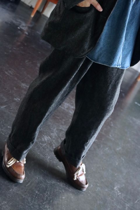 アプレッセ22FW Tweed Tailored Jacket"CHARCOAL"スタイル