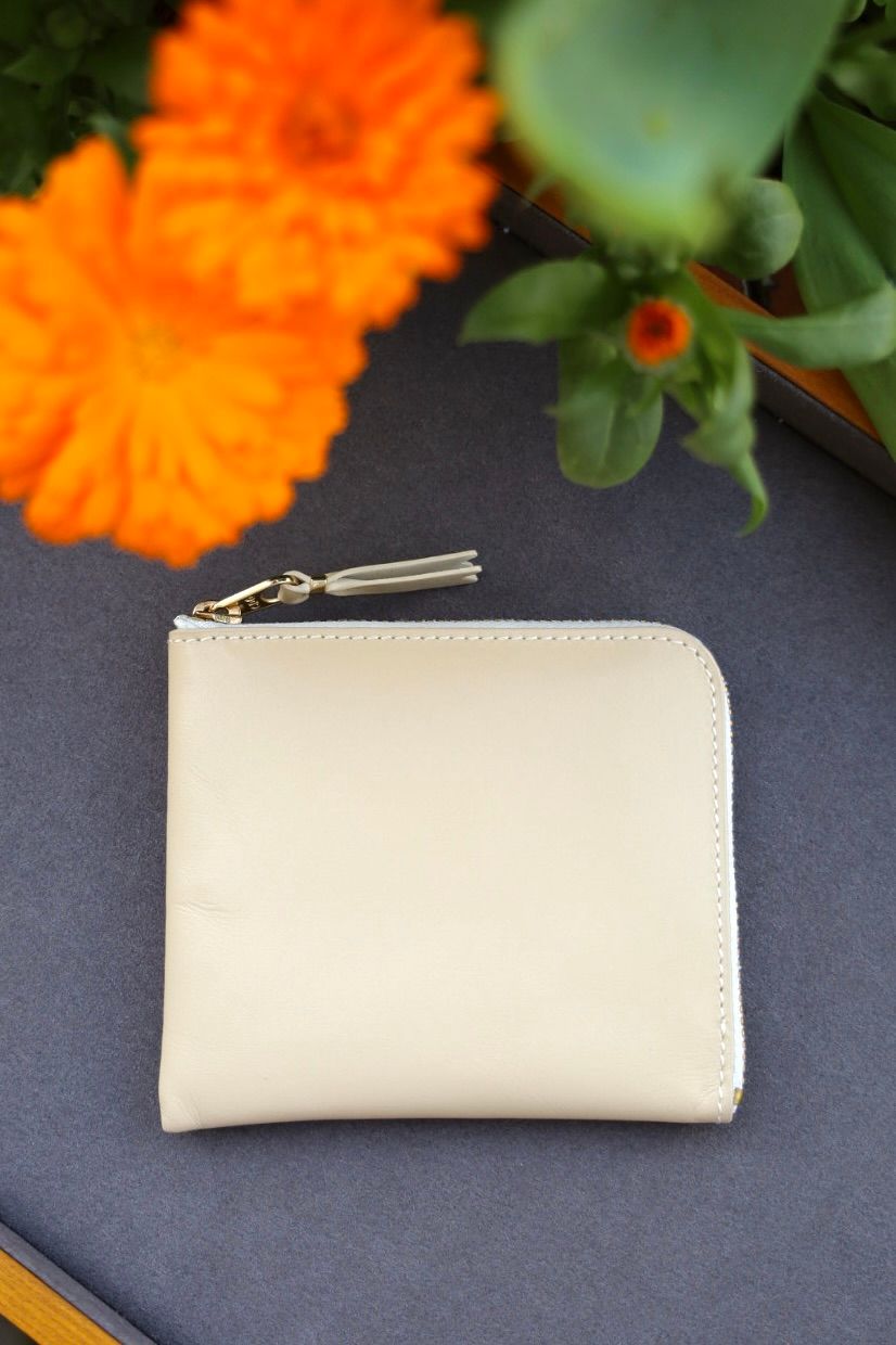 コムデギャルソンClassic Leather L字型ZIP財布(8Z-D003-051-3)WHITE☆4月11日再入荷！