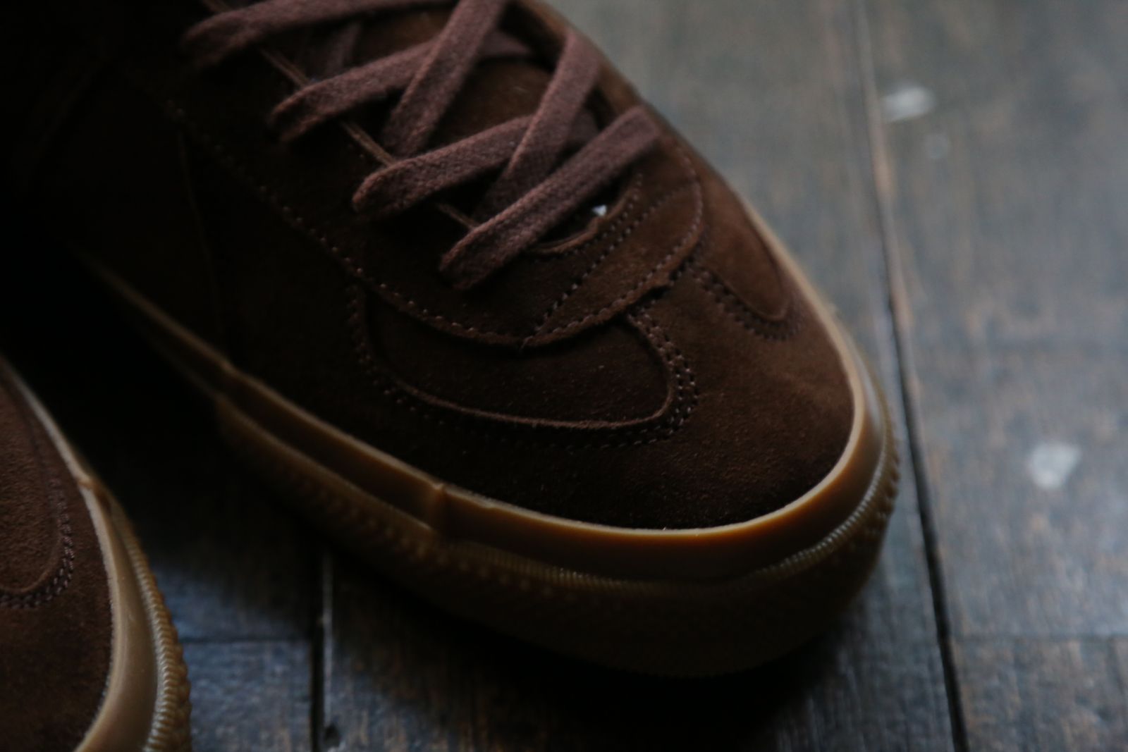 GERMAN MILITARY TRAINER(4700S)BROWN SUEDE