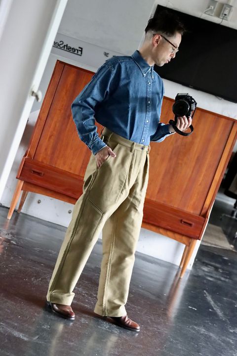 blurhms22FW Work Cardigan Jacket & Utility Back side Trousersスタイル.2022.8.14.