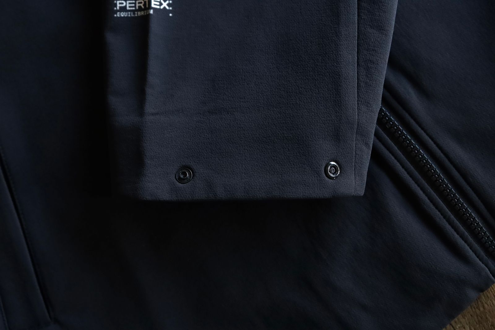 グラフペーパー 25SS PERTEX Equilibrium Front Yoke Blouson(GU251-30245)BLACK
