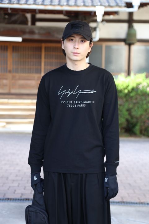 Yohji Yamamoto FW20 長袖 コットン Tシャツ シグネチャーロゴ パリ ブラック レギュラーフィット style.2020.11.4