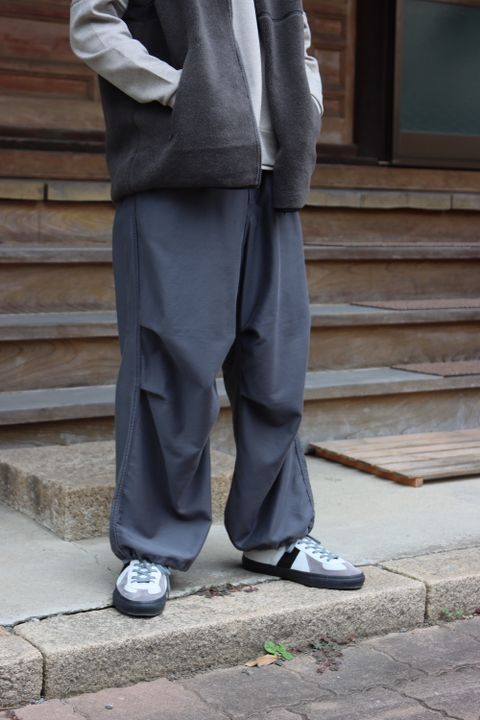 Graphpaper Wool Boa Zip-Up Vest(GU213-70205B) style. 2021.09.12.