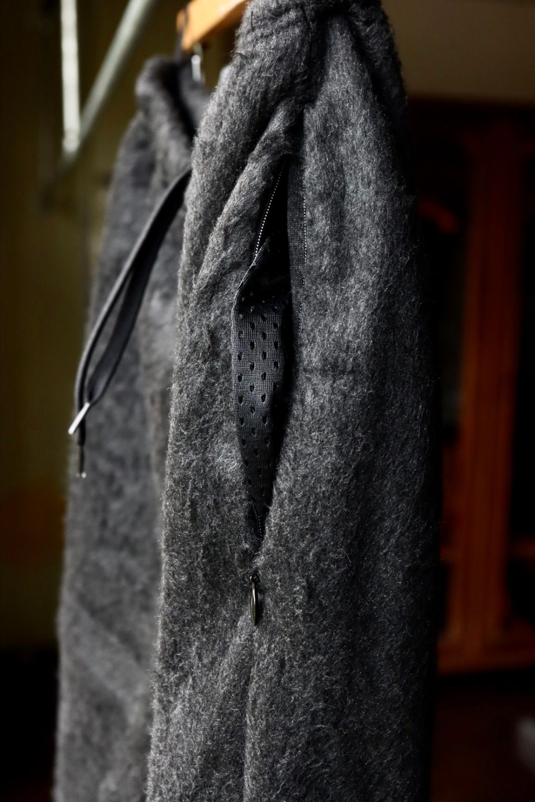 blurhms ブラームスPe/Silk Fleece Track Pants(BHS24F030F25)HEATHER BLACK☆新作発売！